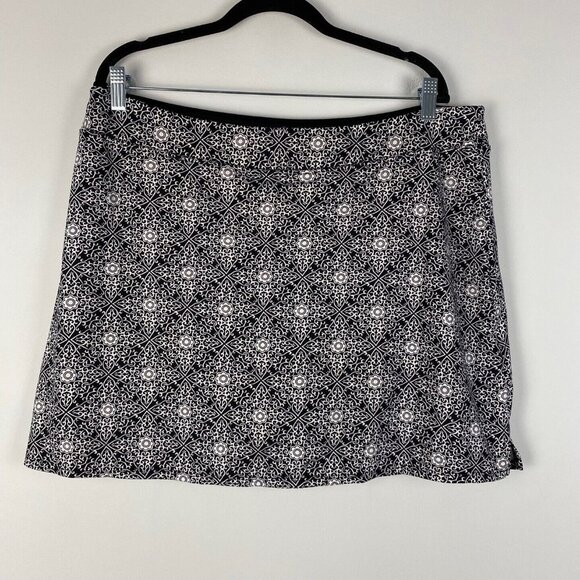 Tranquility By Colorado Clothing Skort Womens XXL Black White Floral Print - Picture 1 of 9